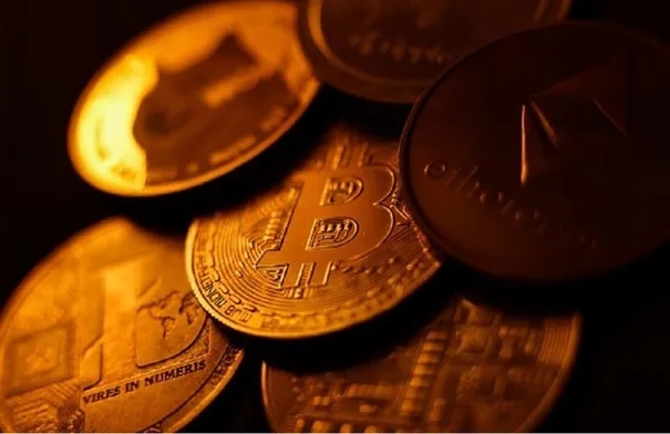 حملة واسعة ضد تعدين العملات المشفرة في دولة خليجية
