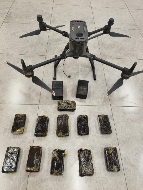 الجيش يحبط محاولة تهريب مخدرات بواسطة طائرة مسيرة في الجنوب