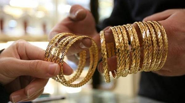 الذهب يرتفع محليا إلى 65.5 دينارا للغرام