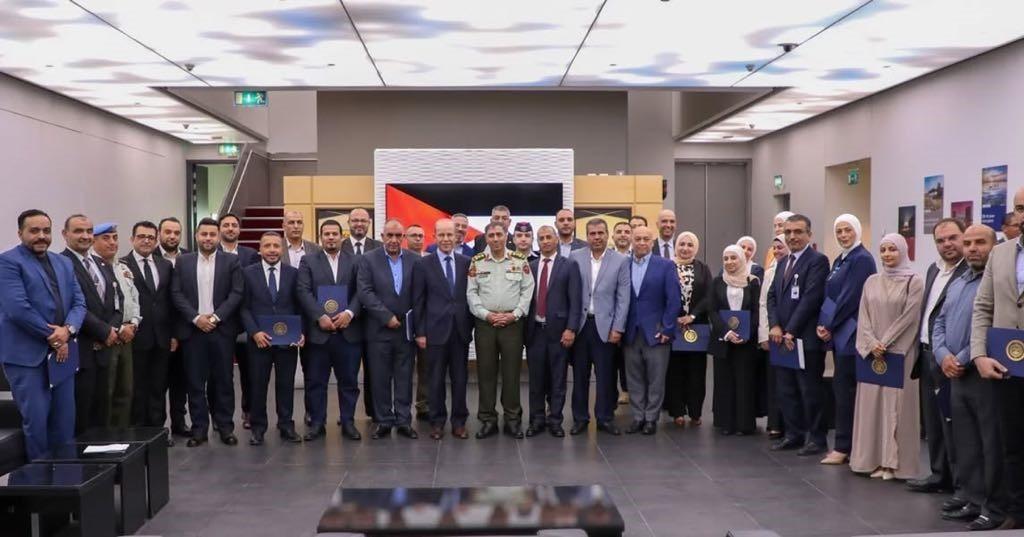 كلية الأعمال في عمان الأهلية تشارك بدورة إدارة الأزمات المتقدمة 