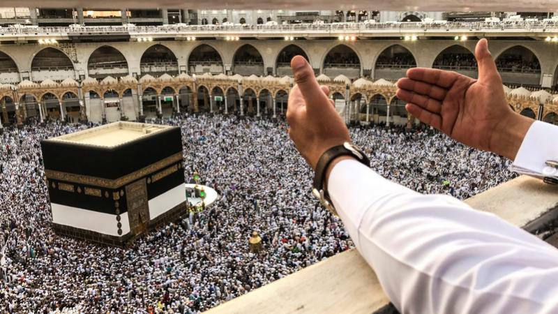 السعودية تضبط 415 مكتبا وهميا للحج وتعيد 269 ألف مخالف