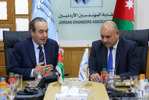 وزير الشؤون السياسية يهنئ مجلس نقابة المهندسين