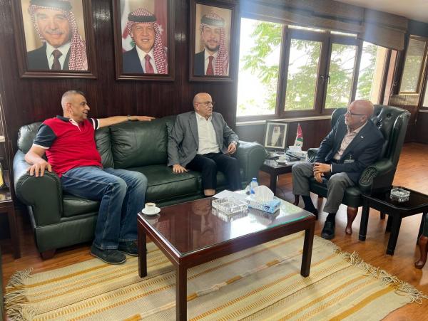 ابو السعود يتعهد بمتابعة مشروع صرف صحي المغاريب