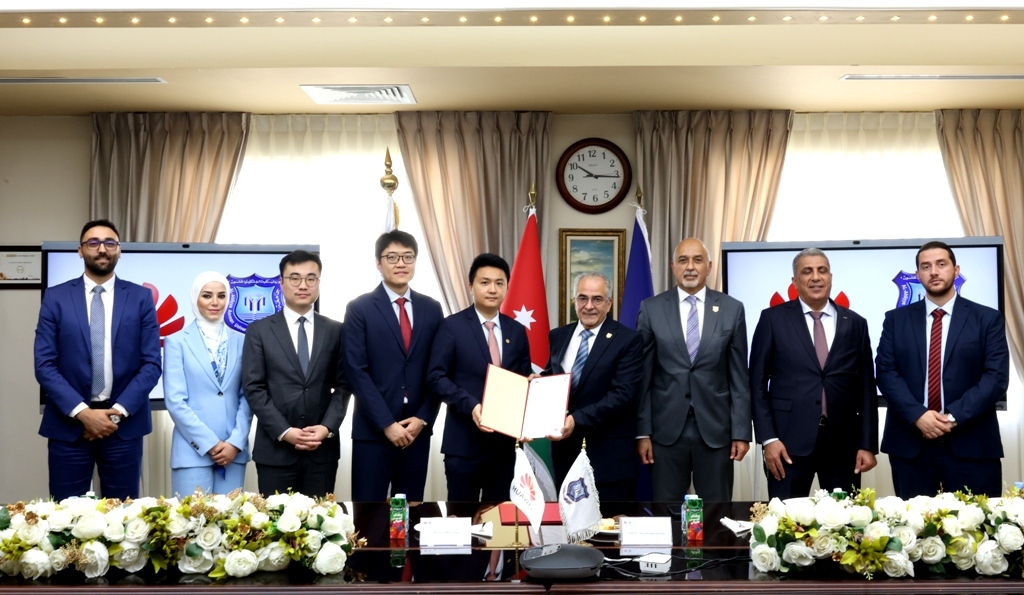 مذكرة تعاون بين عمان الأهلية و