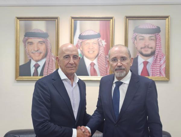 الصفدي يؤكد وقوف الأردن مع سوريا وأمنها واستقرارها وسيادتها