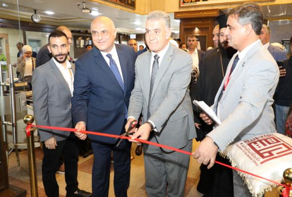 العياصره يفتتح معرض عمان الدولي السابع للعملات والطوابع في المكتبة الوطنية