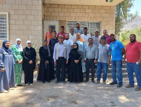 مدير عام البحوث الزراعية يتفقد محطة غور الصافي