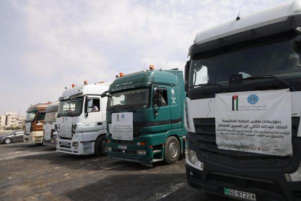 مهرجان الطعام والهيئة الهاشمية تسيران قافلة ثالثة من المساعدات إلى غزة