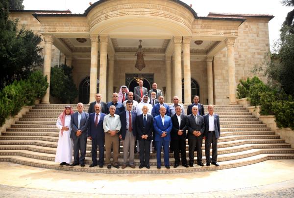العيسوي يلتقي متقاعدين عسكريين من الكرك وفريق فرسان التغيير بمأدبا