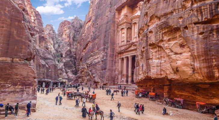 خطة جديدة لاستقطاب السياح إلى الأردن