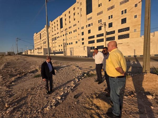 المصري يتفقد منطقة مستشفى الأميرة بسمة الجديد