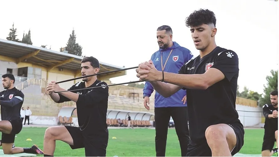 المنتخب الأولمبي يبدأ تدريباته بالإمارات اليوم