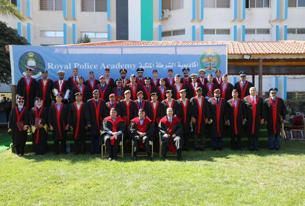 اللواء المعايطة يرعى تخريج الفوج الـ20 من طلبة ماجستير أكاديمية الشرطة