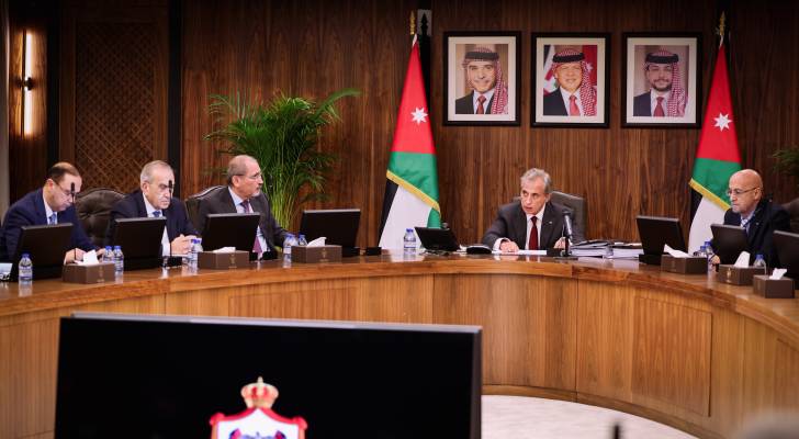 مصدر: إجمالي اقتراض حكومة حسان 900 مليون دينار فقط