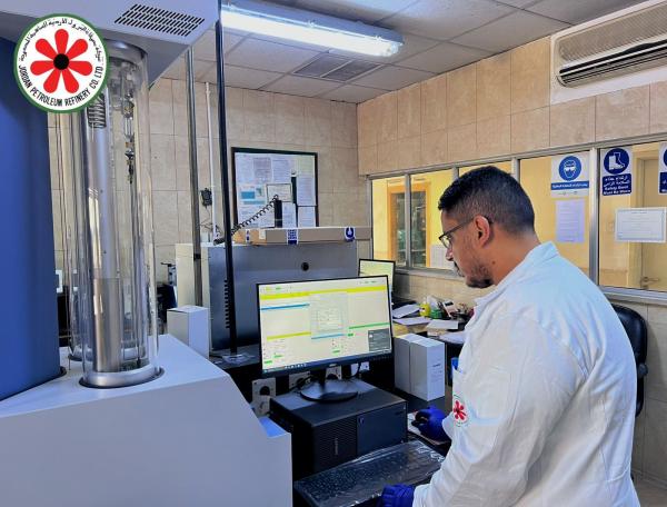 مختبرات مصفاة البترول تحقق متطلبات المواصفة الدولية للمشتقات النفطية