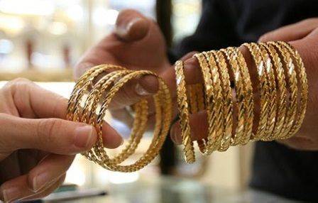 ارتفاع أسعار الذهب في الأسواق المحلية .. وغرام عيار 21 يصل 80.7 دينارًا