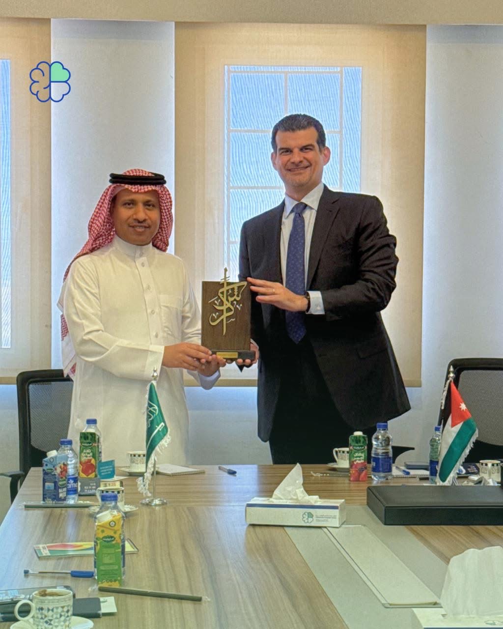 الملحق الثقافي السعودي يزور