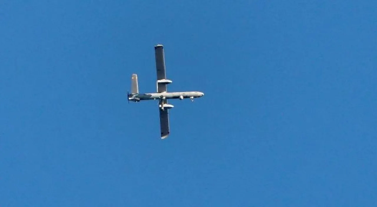 غارات جوية للاحتلال تستهدف منازل الفلسطينيين شمال وجنوب غزة