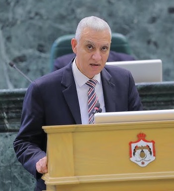 النائب العموش يوجّه 54 سؤلا لـ 54 سفارة أردنية: ماذا انجزت للوطن ؟