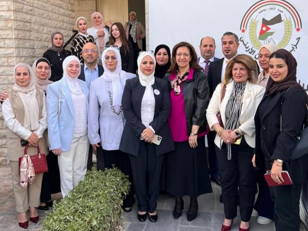 حزب المحافظين ينظم لقاء حواريا حول دور المرأة في التنمية السياسية