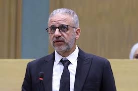 النائب الربيحات يدعو الحكومة لاستملاك قطعتي أرض في حي الطفايلة