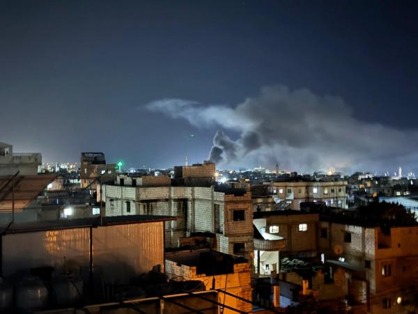 11 شهيداً بغارة إسرائيلية على مخيم عين الحلوة في لبنان