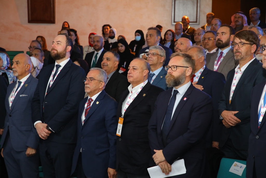 بالصور .. حفل افتتاح وفعاليات اليوم الأول لقمة 