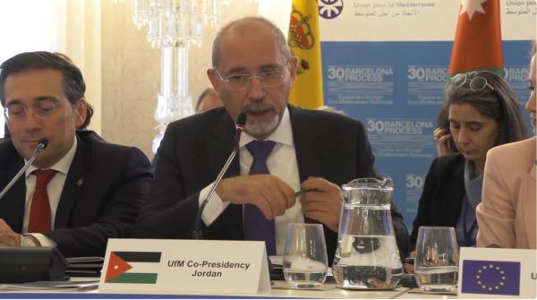 الصفدي: 80% من احتياجات الغذاء لا تصل إلى غزة