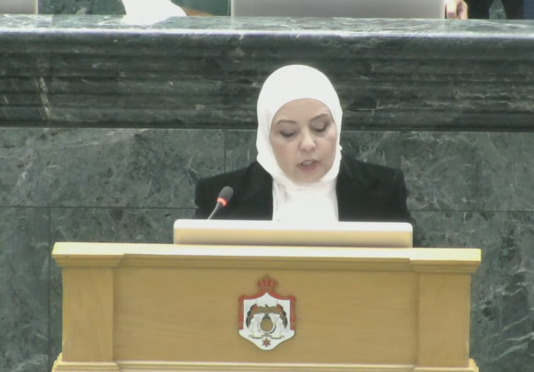 النائب العبادي: فقراء المحافظات يتمنون زيارة غيث الإماراتي