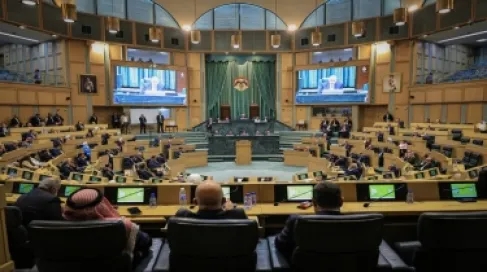 النواب يقر موازنة 2026 بعجز 2 مليار و125 مليونا و225 ألف دينار