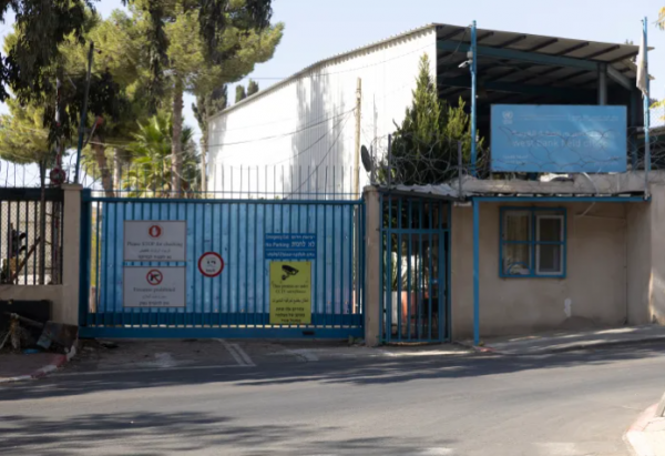 الأردن ودول عربية وإسلامية: الاقتحام الإسرائيلي لمقر أونروا تصعيد غير مقبول