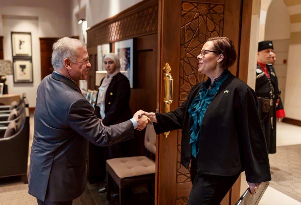 الملك ووزيرة الخارجية السويدية يبحثان العمل المشترك وتبادل الخبرات