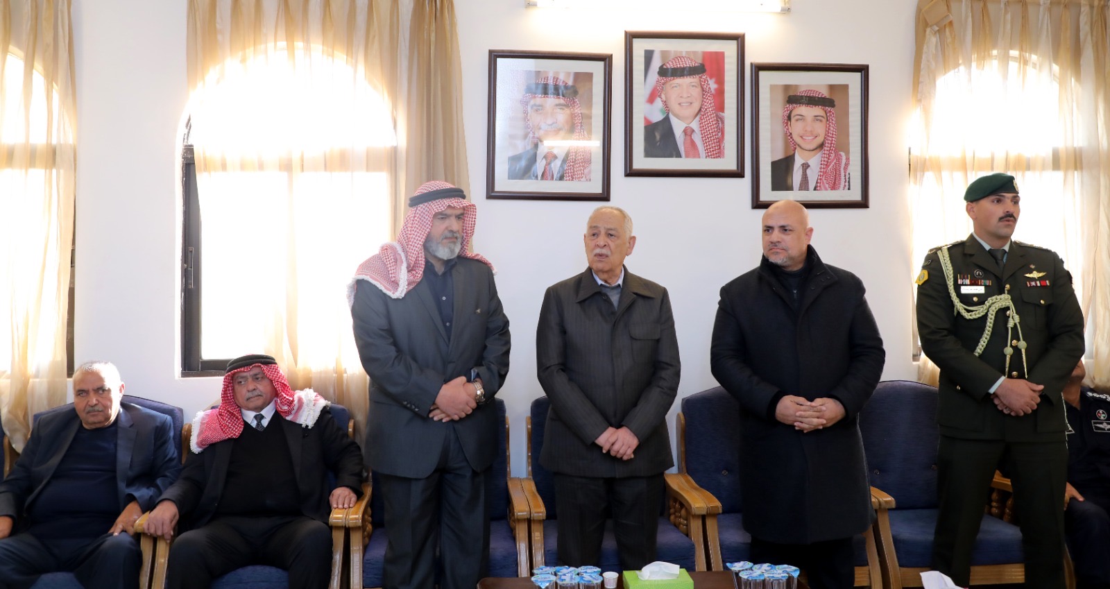 مندوبا عن الملك وولي العهد .. العيسوي يعزي عشيرة العربيات