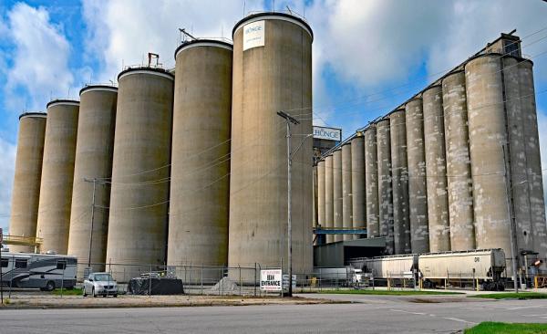 ديوان المحاسبة: 2.4 مليون دينار صافي ارباح الصوامع والتموين