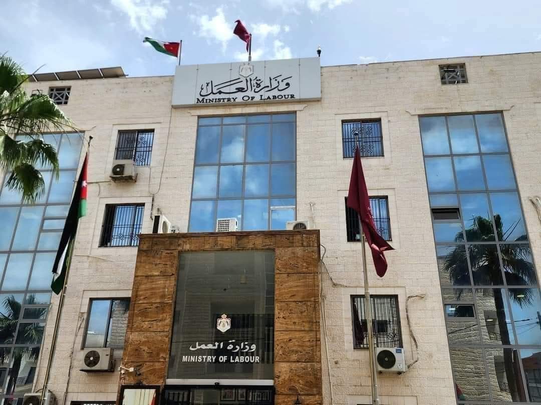 7950 إنذاراً لمنشآت خالفت القانون .. وتسفير 5707 عمال وافدين