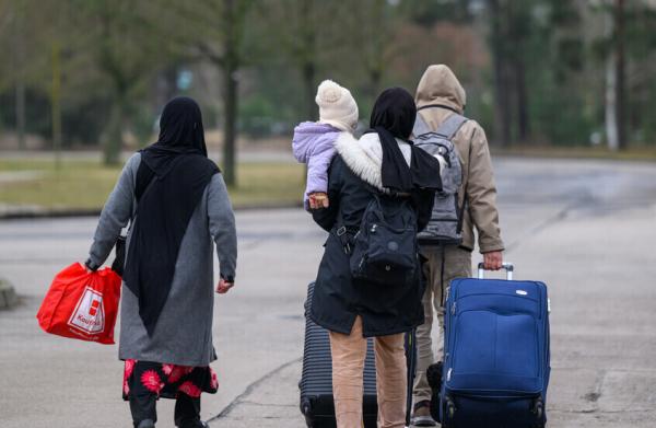 انخفاض طلبات اللجوء في ألمانيا بنسبة الثلث في 2025