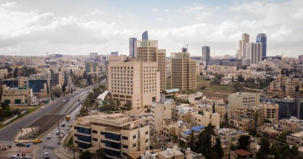 تمديد منح خصومات وإعفاءات على ضريبة الأبنية والأراضي لنهاية آذار