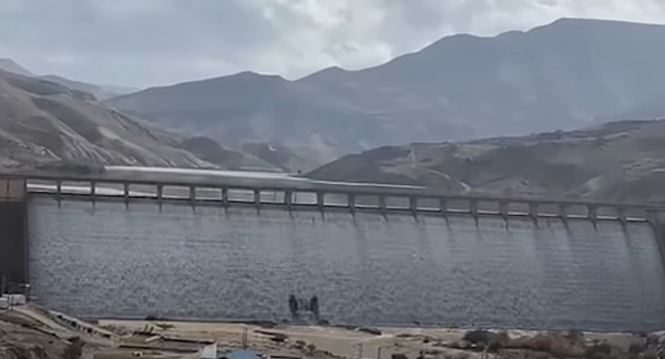 فيضان سد الموجب للمرة الثانية خلال أسبوعين