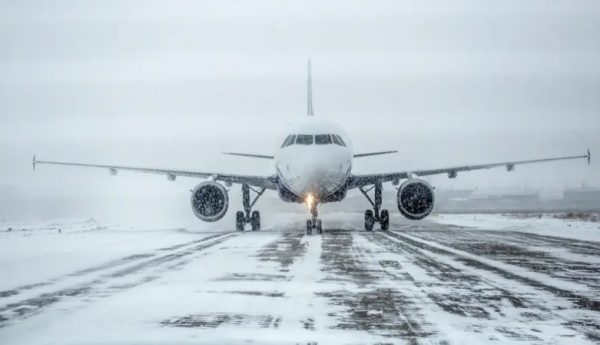 إغلاق مدارس وانقطاع كهرباء وفوضى نقل .. عواصف تجتاج اوروبا