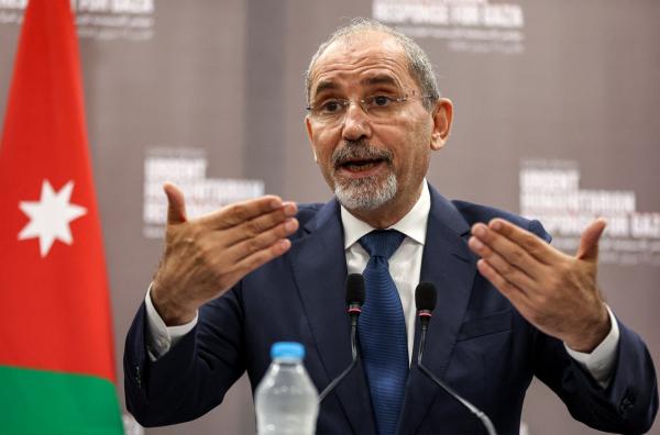 الصفدي يبحث مع مسؤولي الاتحاد الأوروبي جهود خفض التصعيد بالمنطقة