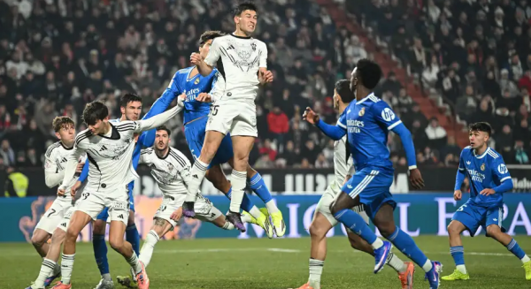 إدارة ريال مدريد تستجدي روابط الجماهير