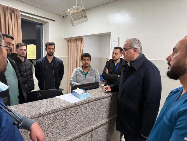 البدور بزيارة ليلية لمستشفى حمزة: توسعة الطوارئ والاستفادة من الميداني