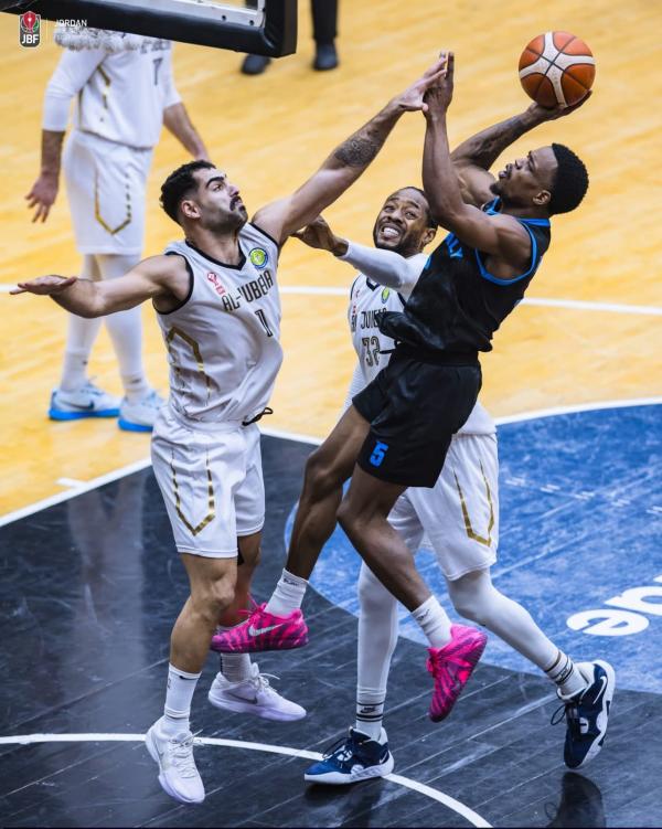 الفيصلي يعزز صدارته بفوزه على الجبيهة بدوري ممتاز السلة