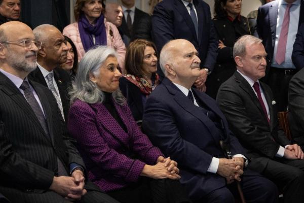 الأمير الحسن والأميرة ثروت يحضران معرض صور وإطلاق كتاب يوثّقان ذاكرة غزة وتراثها الإنساني