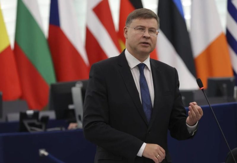 مفوض اقتصادي : أوروبا بحاجة إلى يورو رقمي للاستقلال عن أمريكا