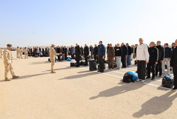 بالصور .. بدء التحاق مكلفي خدمة العلم بمركز التدريب في شويعر 