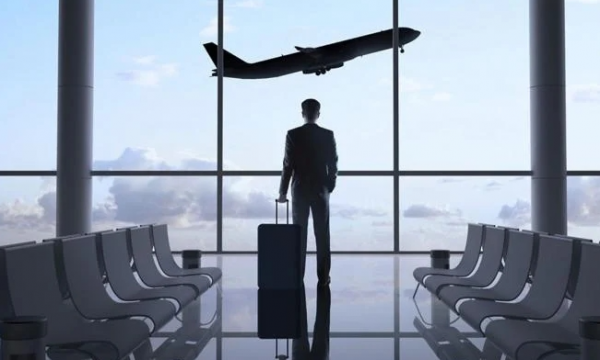 الأردنيون ينفقون 196 مليون دولار على السياحة الخارجية الشهر الماضي