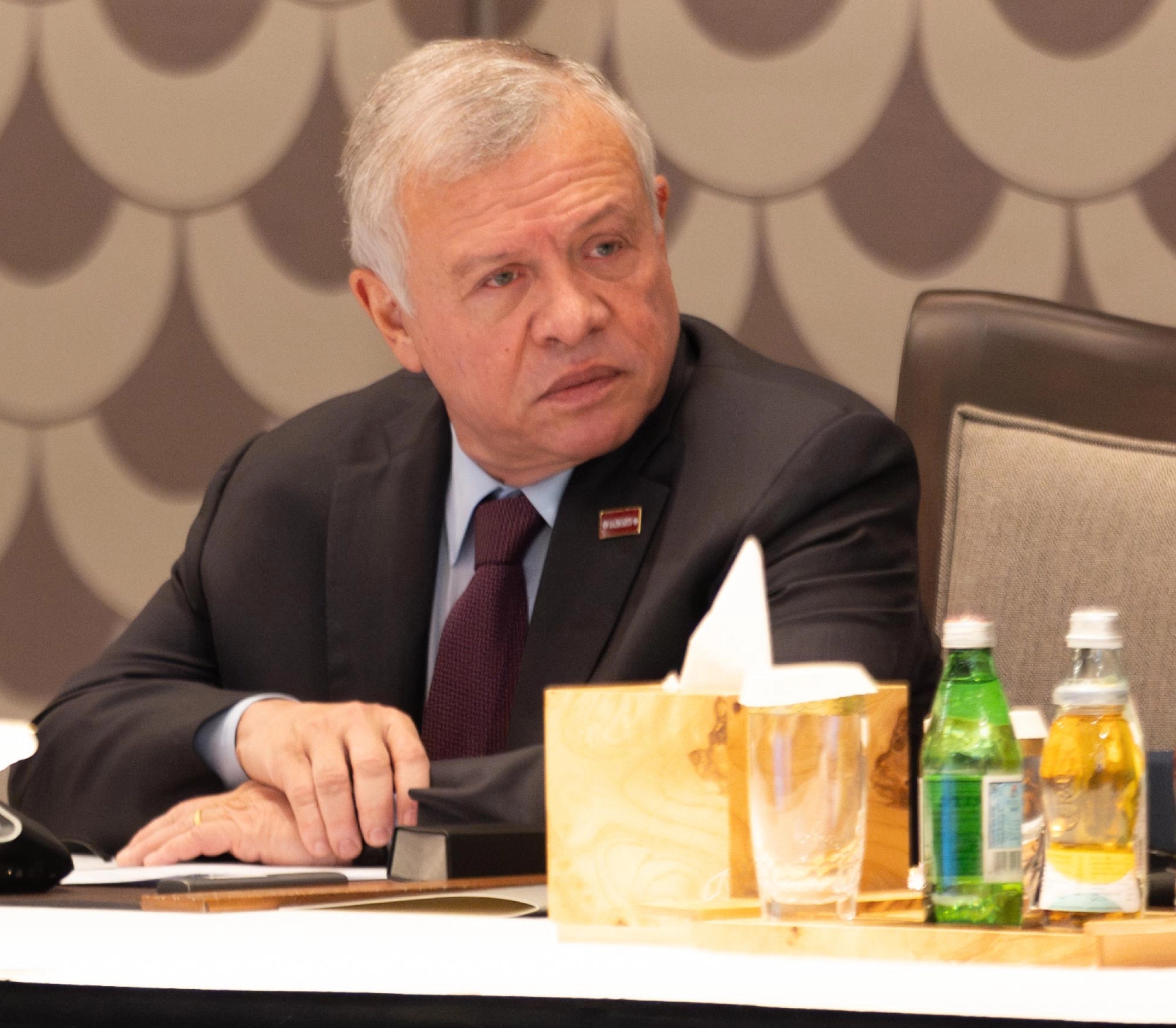 الملك يترأس جولة جديدة من 