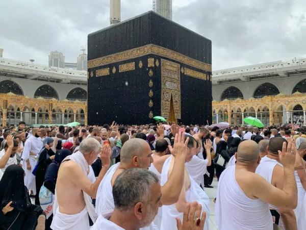 الأردنيون يقبلون على العمرة في رمضان .. وارتفاع أسعار الرحلات 5%