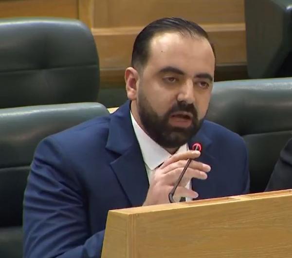 حزب العمال يحذر النائب الطوباسي ويؤكد: القباعي وحده ممثلنا تحت القبة 